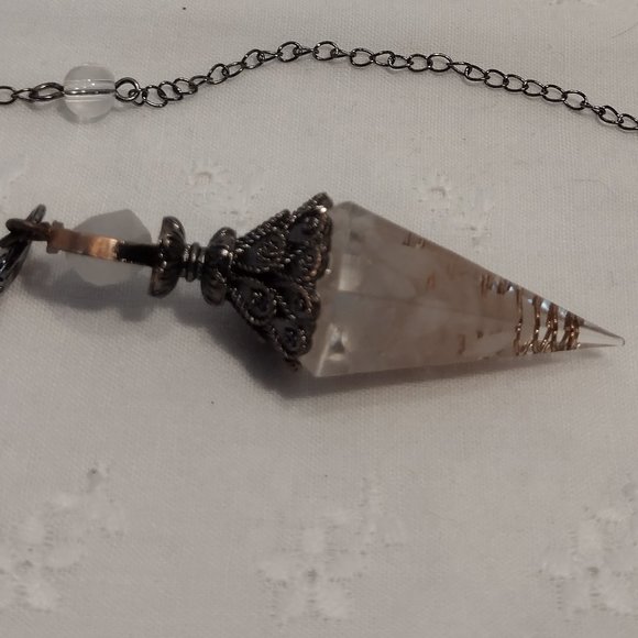 Rose Quartz Chip Crystal Pendulum - Picture 4 of 6